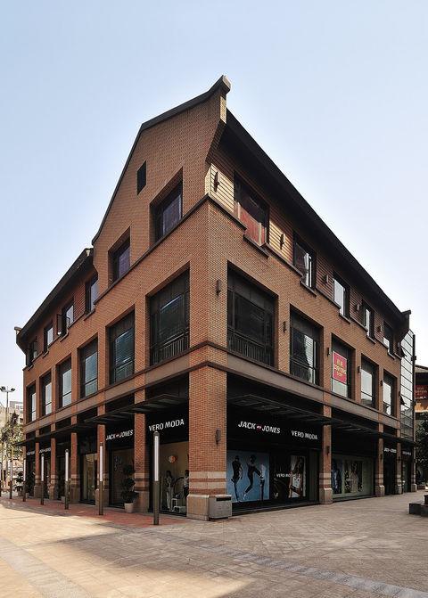 Zhonggushijia Luzhou